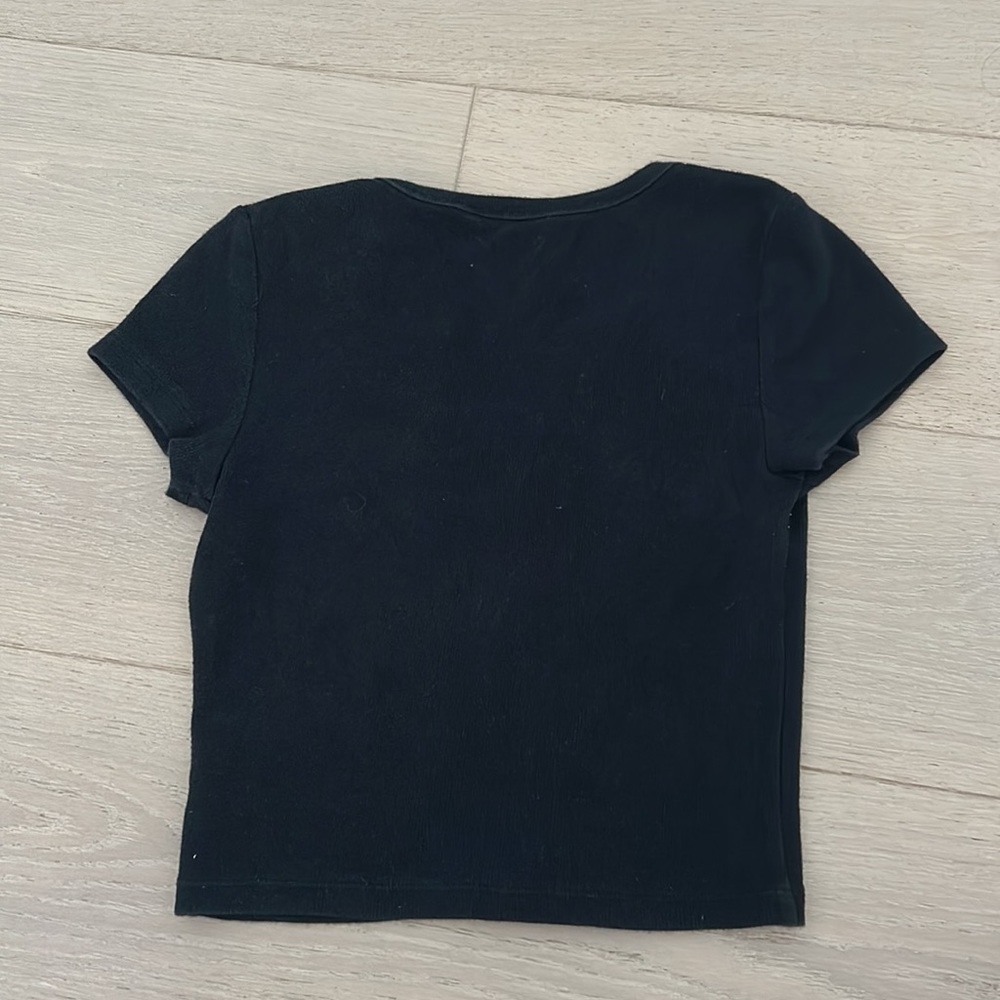 button up cropped basic top - Picture 2 of 2
